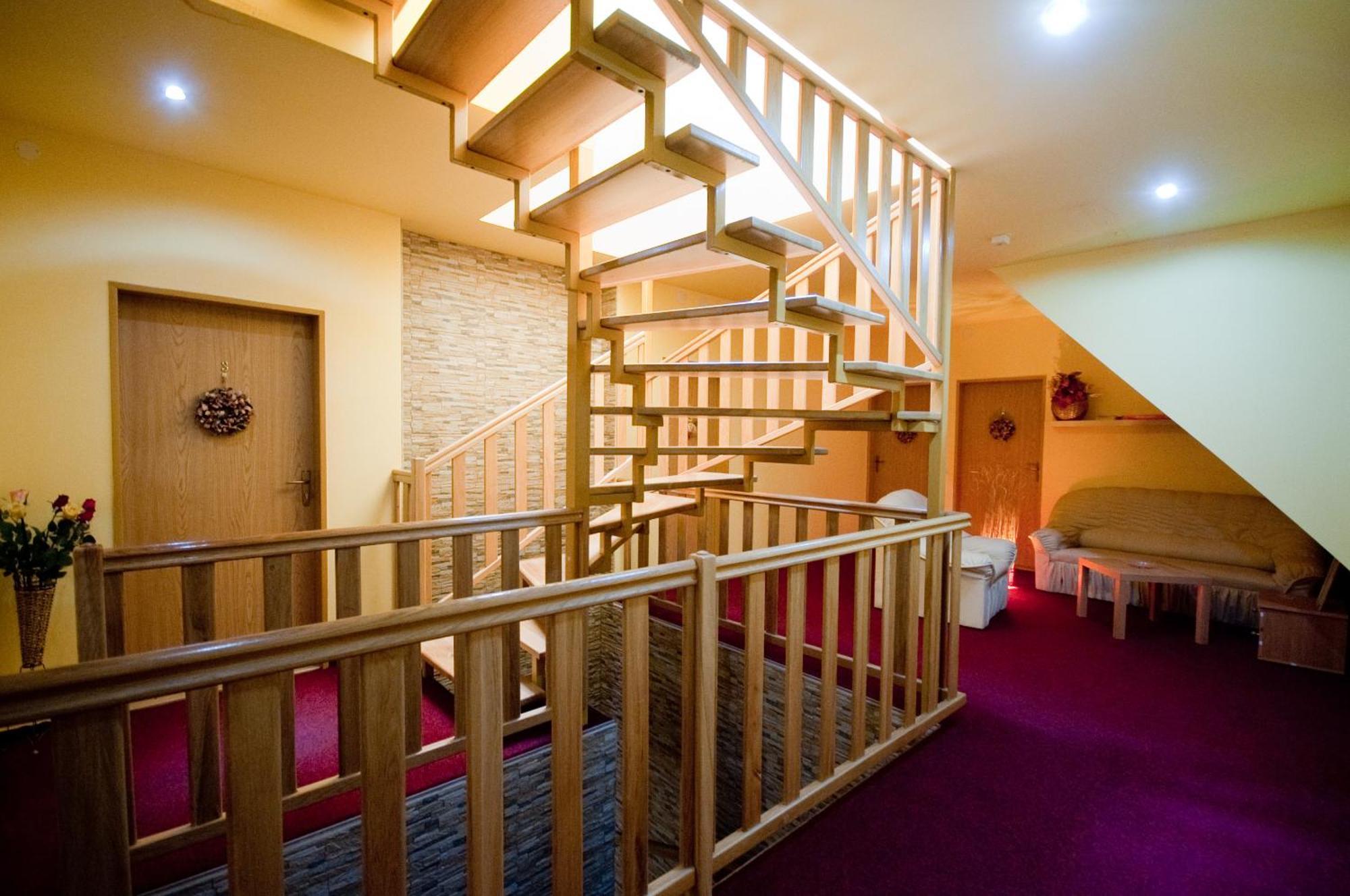 Hotel Penzion Tramky Vikýřovice Eksteriør billede